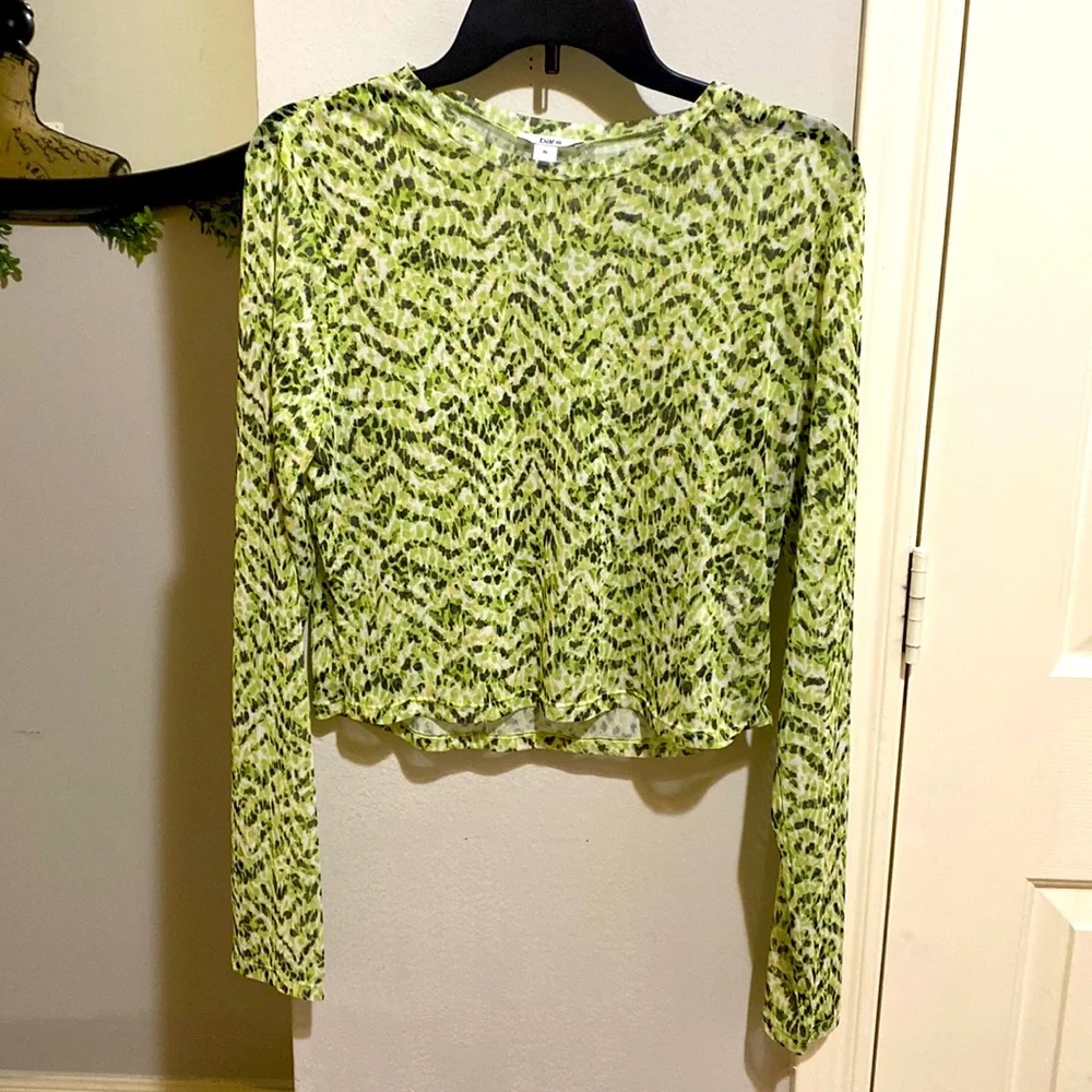 BarIII Sheer Long Sleeve Crop - Picture 1 of 5